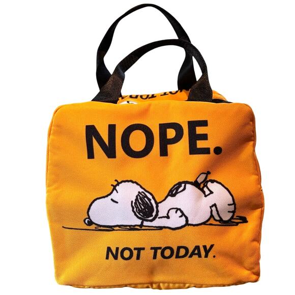 New - Peanuts, Snoopy Lunch Bag, Cooler, Thermal Insulated Tote - Picture 2 of 5